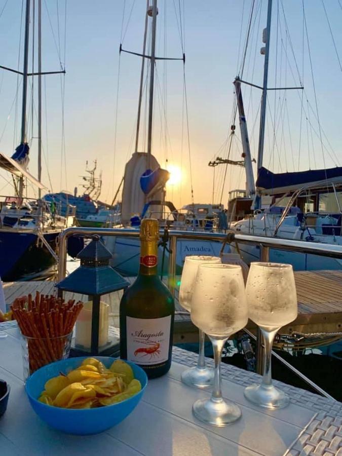 Houseboat Seabreeze Hotell Alghero Eksteriør bilde
