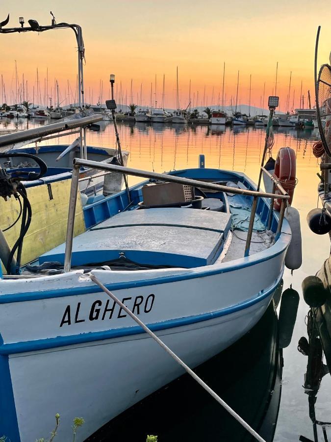 Houseboat Seabreeze Hotell Alghero Eksteriør bilde