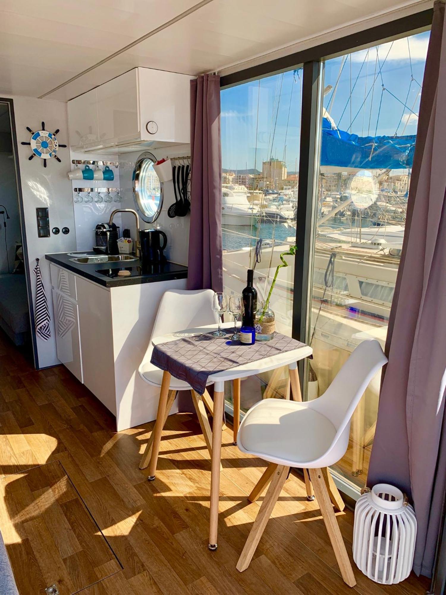 Houseboat Seabreeze Hotell Alghero Eksteriør bilde